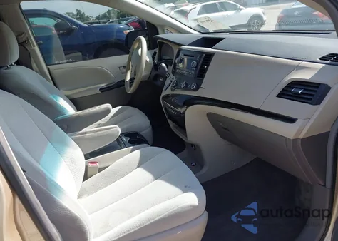 2011 Toyota Sienna Le from USA, damaged, VIN 5TDKK3DC3BS145137